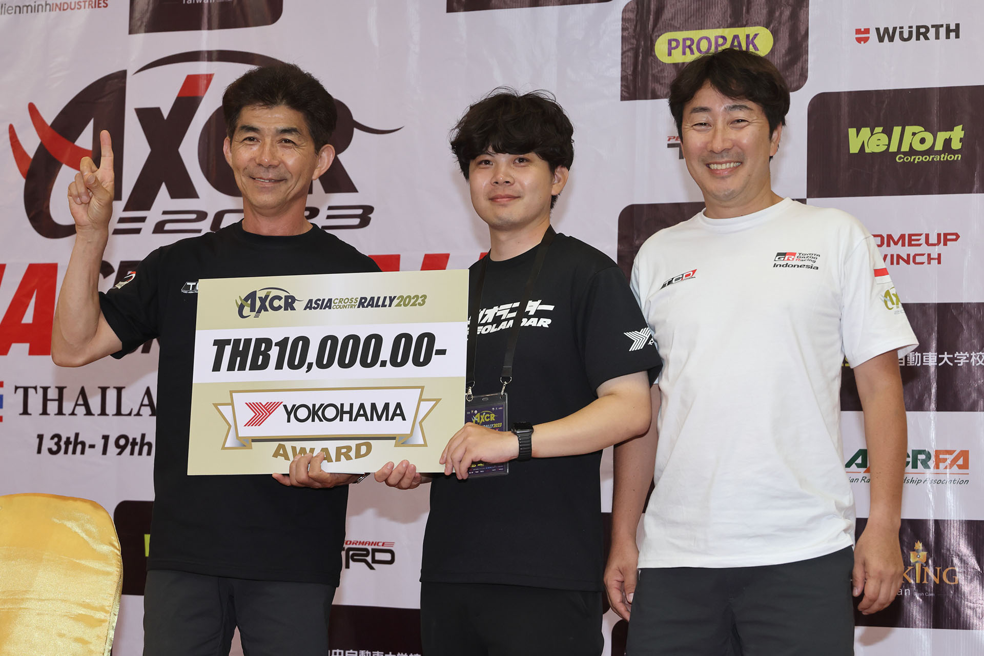 Yokohama Award 1st: #103 Ikuo Hanawa / Hirokazu Somemiya (TOYOTA GAZOO RACING INDONESIA)